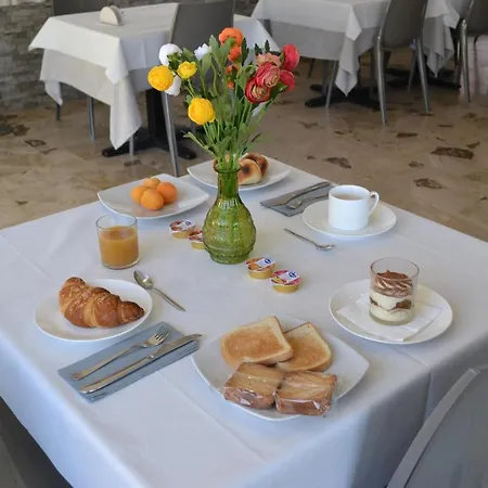 Sole&sale 3* San Leone