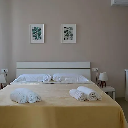 Sole&sale 3* סן לאונה